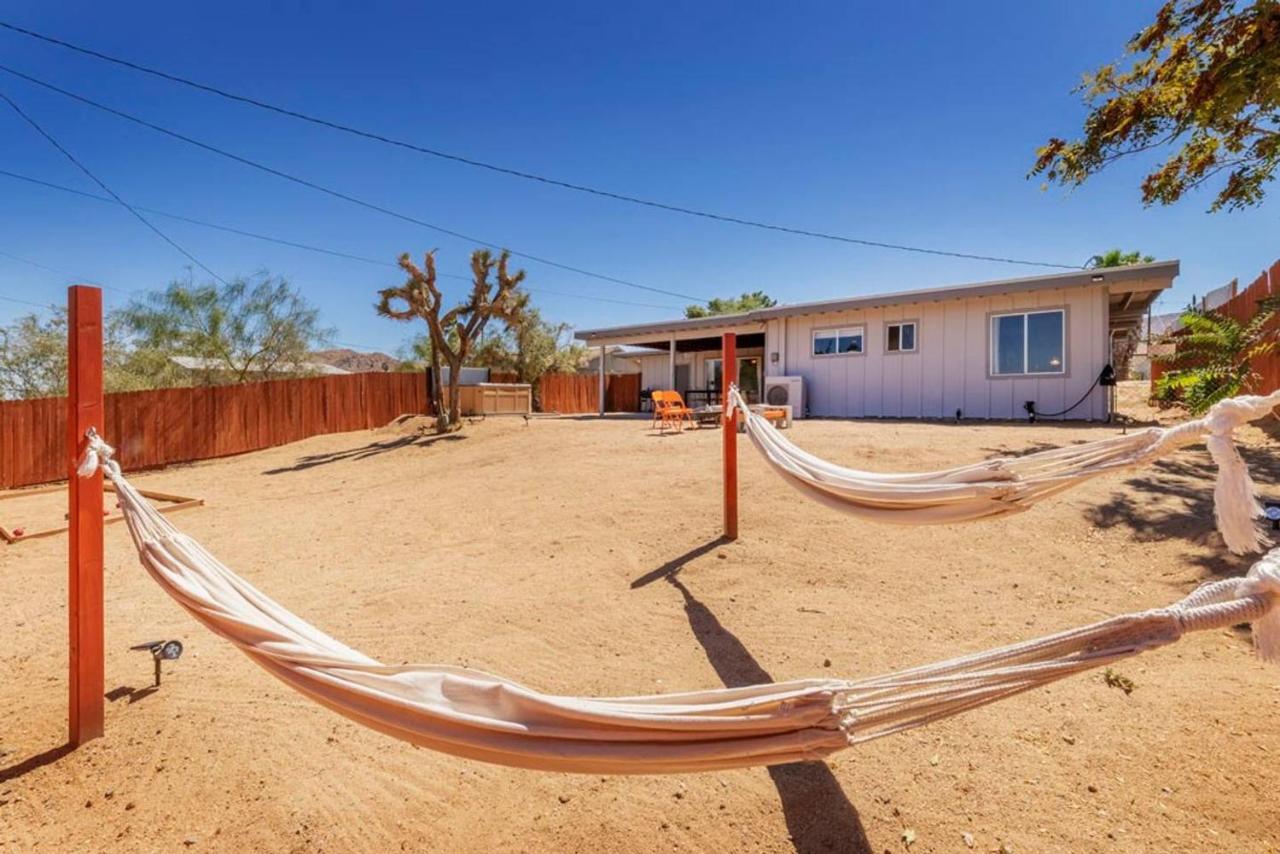 Made In The Shade - Central, Hot Tub, Ac, Sleeps 8 Villa Joshua Tree Exterior photo
