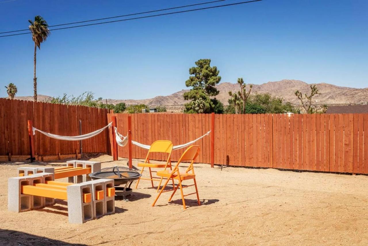 Made In The Shade - Central, Hot Tub, Ac, Sleeps 8 Villa Joshua Tree Exterior photo